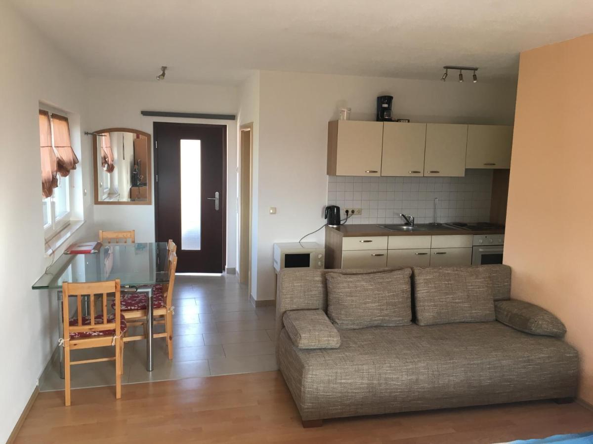 Apartamento Haus Am Wald Wasungen Exterior foto