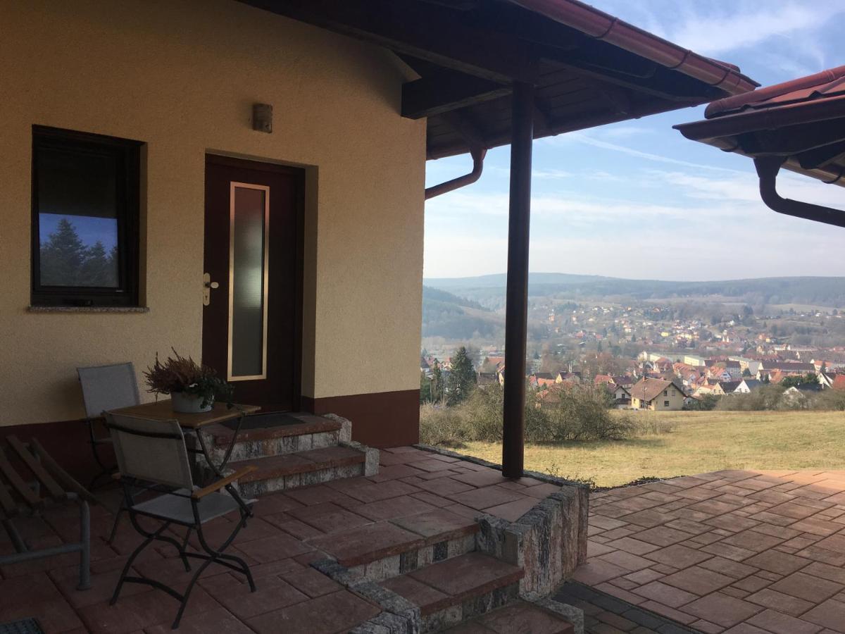 Apartamento Haus Am Wald Wasungen Exterior foto